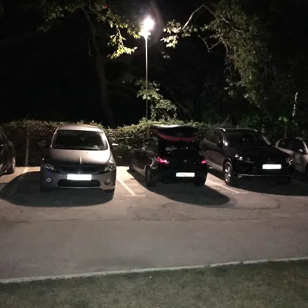 Apartament Jeanna Troulos